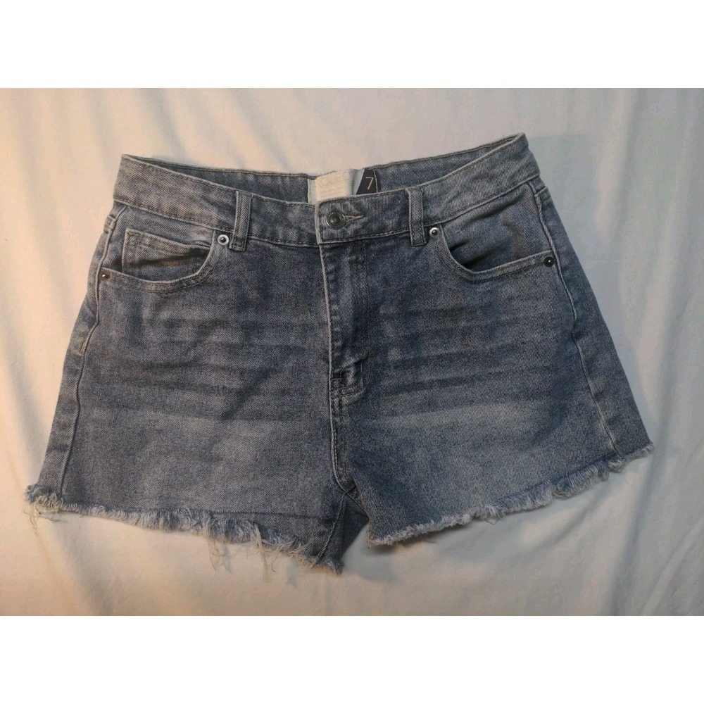 Project Rebel Denim Shorts With Rugged Edge Cut Off Style‎ Edge Size 7 Juniors